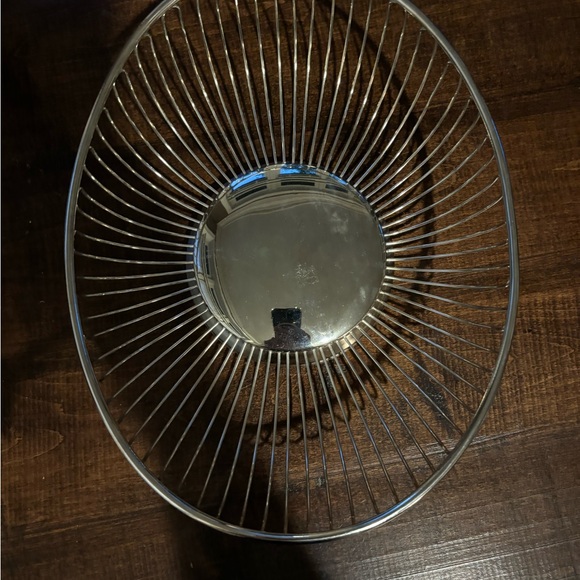 Art Deco Silverplate Bread Basket - Picture 9 of 10